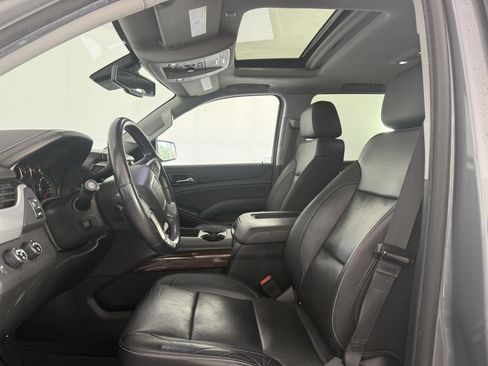 Used 2020 GMC Yukon XL SLT AWD/4WD image 18