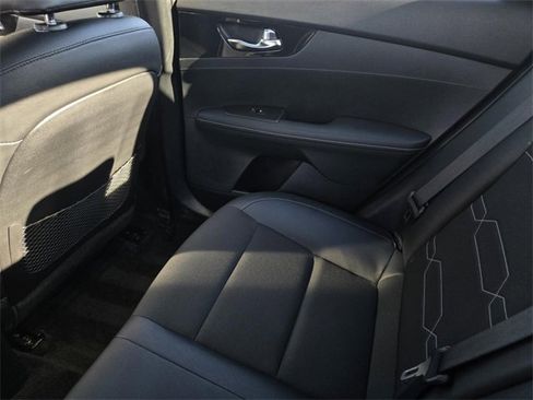 Certified 2024 Kia Forte GT-Line image 13