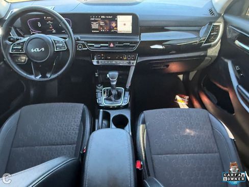 Used 2025 Kia Seltos S FWD image 13
