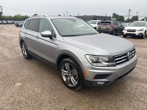 Used 2021 Volkswagen Tiguan SEL AWD/4WD image 4