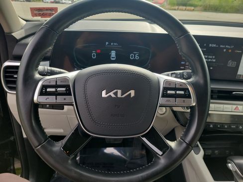 Used 2024 Kia Telluride S AWD/4WD image 22