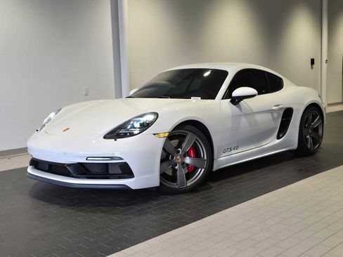 Used 2024 Porsche 718 Cayman GT4 image 27