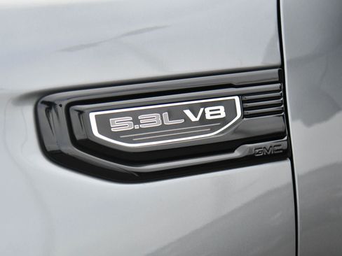 Used 2025 GMC Sierra 1500 Elevation w/ Elevation Premium Package image 14