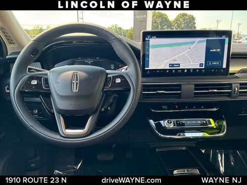 Certified 2023 Lincoln Corsair AWD w/ Equipment Group 101A image 25