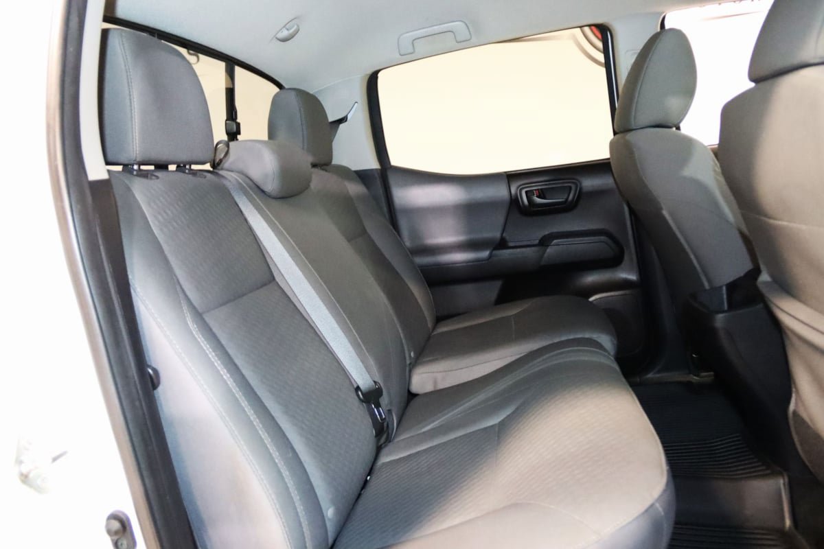 Used 2020 Toyota Tacoma SR AWD/4WD image 60