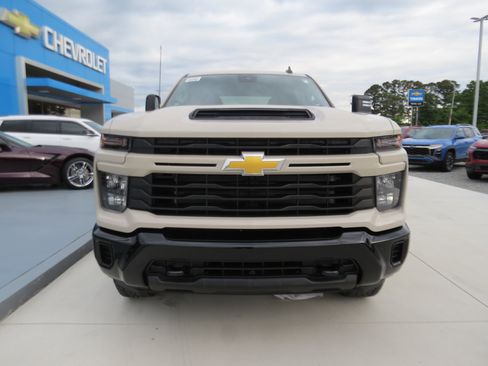 New 2026 Chevrolet Silverado 2500 Custom AWD/4WD image 8