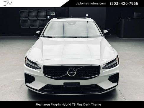 Used 2023 Volvo S60 T8 Plus AWD/4WD image 11