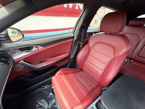 Used 2019 Kia Stinger GT2 RWD image 16