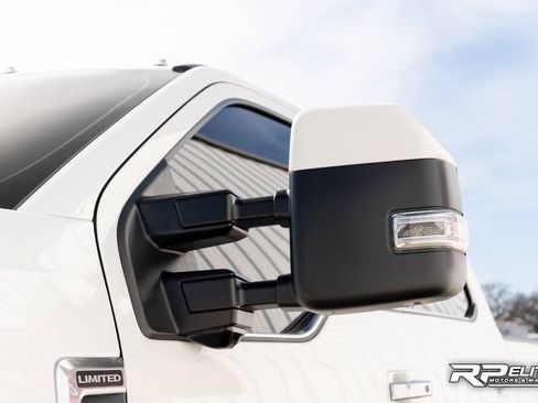 Used 2022 Ford F450 Limited w/ FX4 Off-Road Package image 33