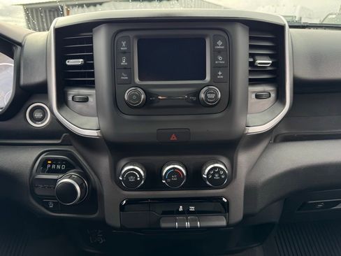 Used 2021 RAM 1500 Big Horn image 9