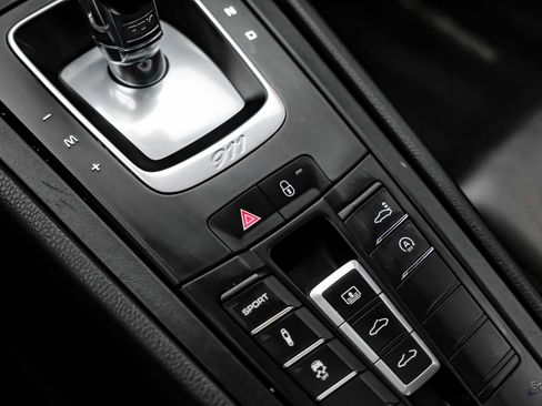 Used 2018 Porsche 911 Carrera 4S image 58