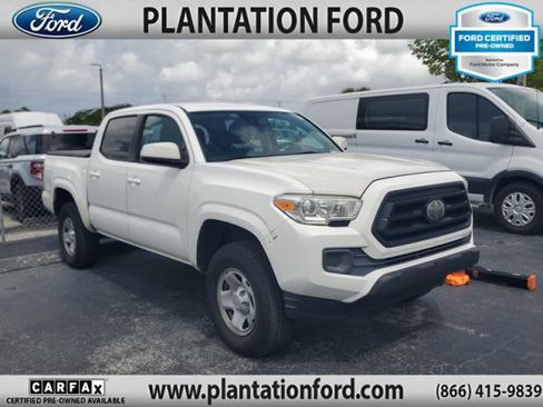Used 2020 Toyota Tacoma SR w/ SR Convenience Package RWD image 1