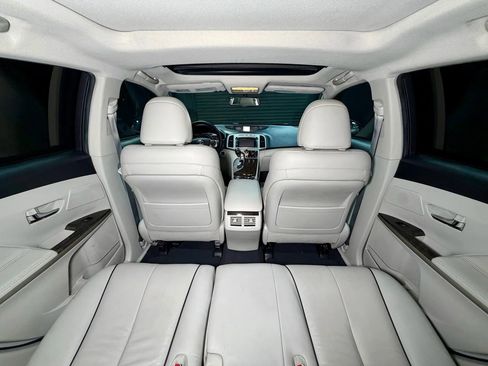 Used 2014 Toyota Venza XLE image 14