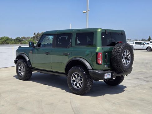Used 2025 Ford Bronco Badlands AWD/4WD image 6