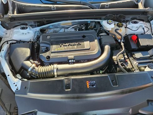 Certified 2025 Buick Envision Sport Touring image 22