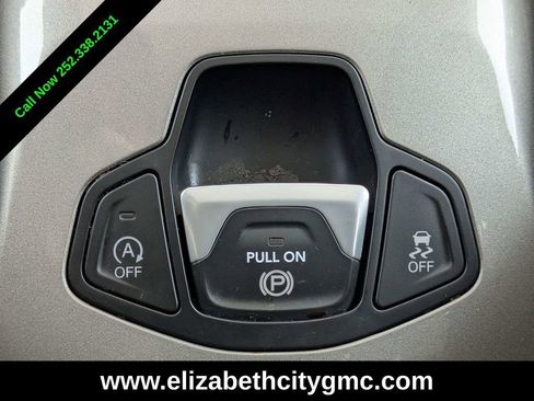 Used 2022 Jeep Renegade Limited w/ Sun, Sound & Wheels Group image 32