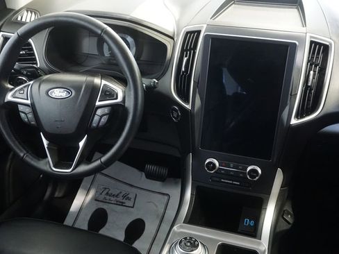 Used 2024 Ford Edge SEL w/ Convenience Package AWD/4WD image 30