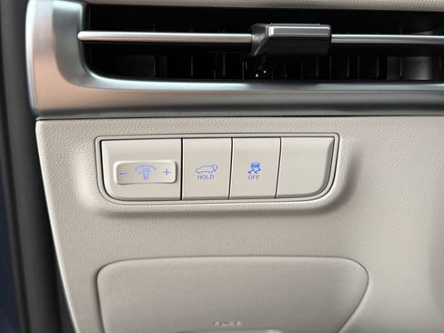 Used 2025 Hyundai Tucson SEL FWD image 31