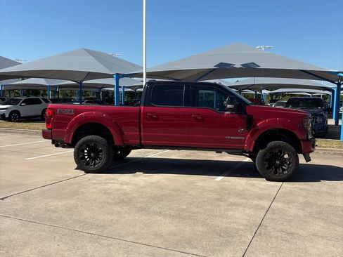 Used 2022 Ford F250 Lariat w/ Black Appearance Package AWD/4WD image 16