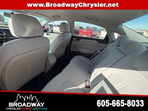 Used 2018 Hyundai Sonata ECO FWD image 12