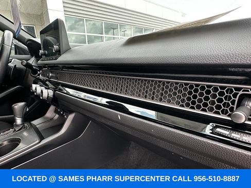 Used 2025 Honda Civic Sport image 22