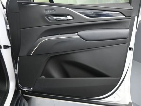 Used 2022 Cadillac Escalade Sport image 22