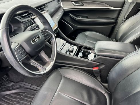 Used 2021 Jeep Grand Cherokee L Limited image 10