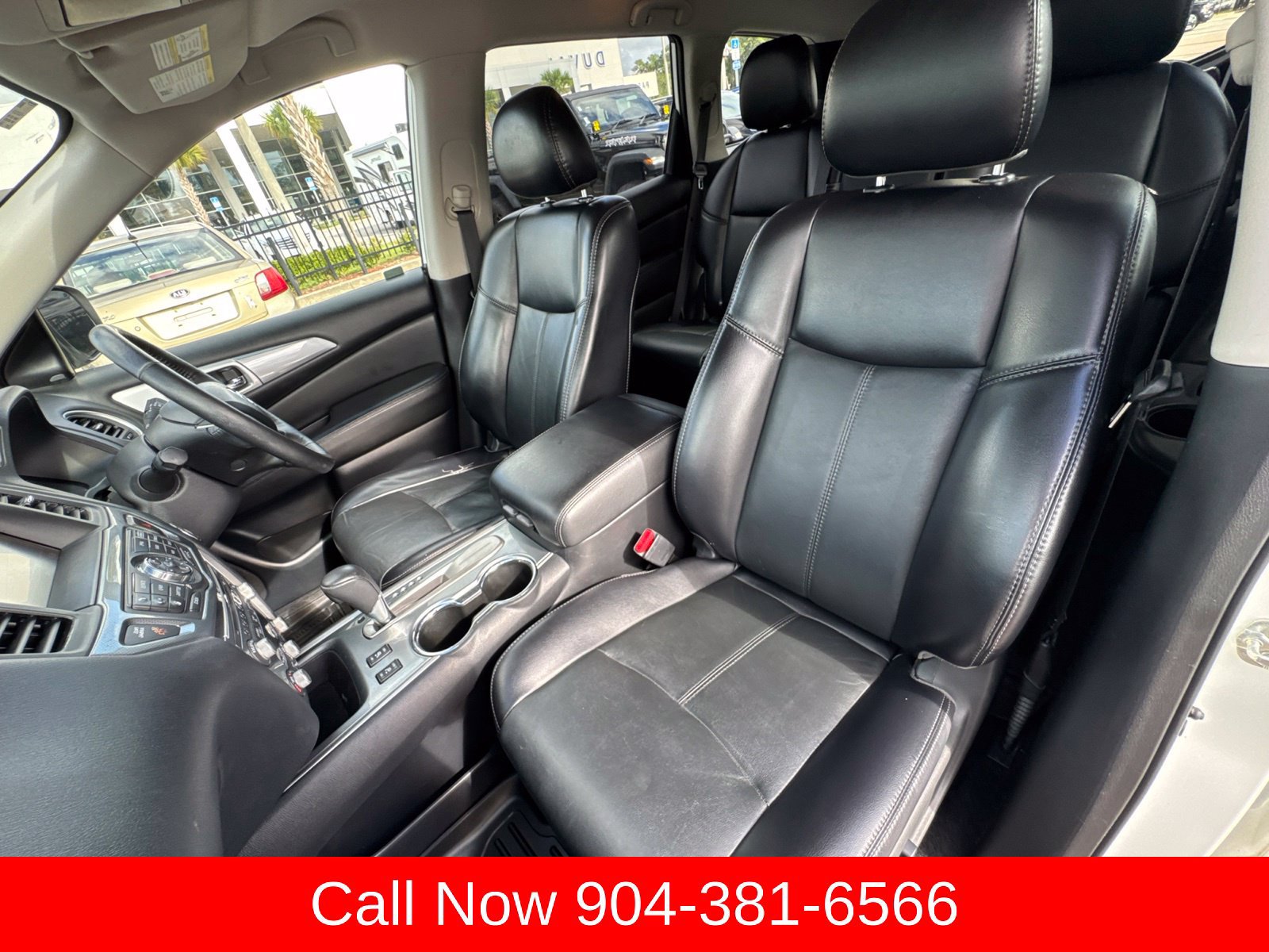 Used 2020 Nissan Pathfinder SL FWD image 17