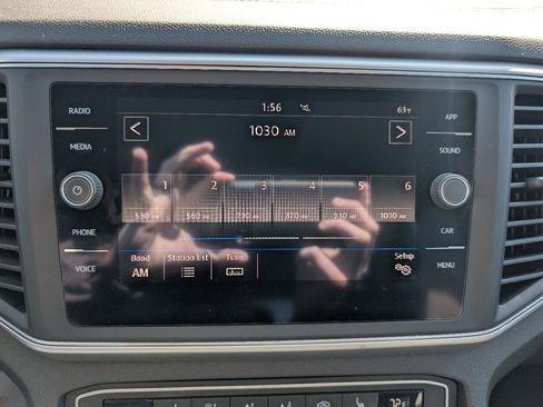 Used 2018 Volkswagen Atlas SE image 26