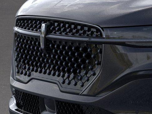 New 2026 Lincoln Nautilus Premier w/ Jet Appearance Package image 17