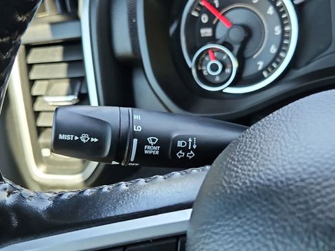 Used 2021 RAM 1500 Big Horn RWD image 29