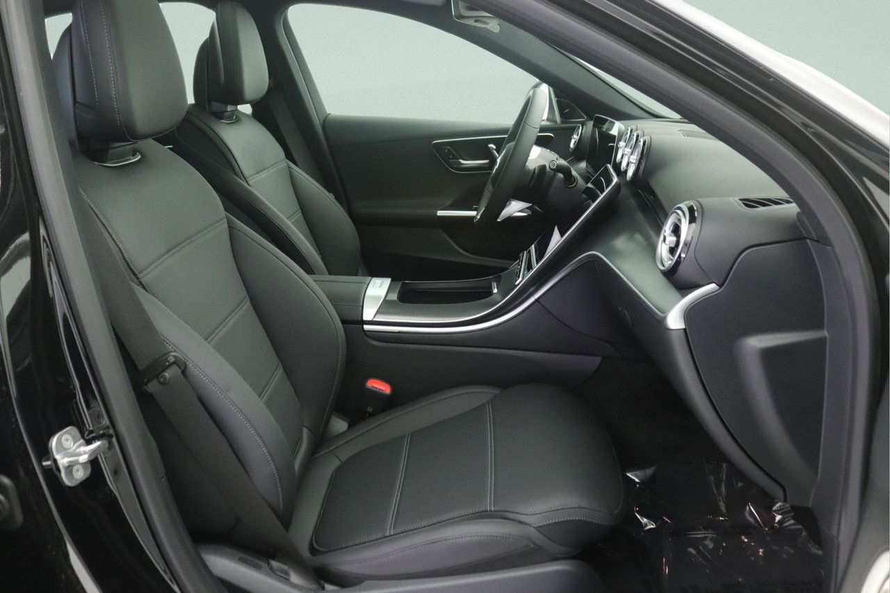 New 2026 Mercedes-Benz C 300 Sedan image 7