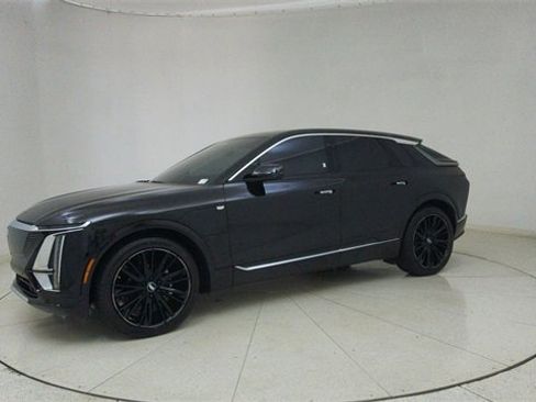 Used 2025 Cadillac Lyriq Luxury image 67