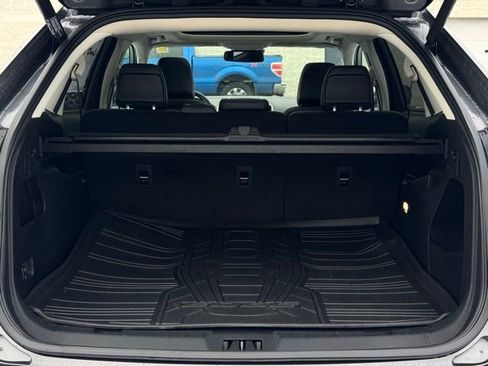 Used 2022 Ford Edge SEL w/ Convenience Package image 9