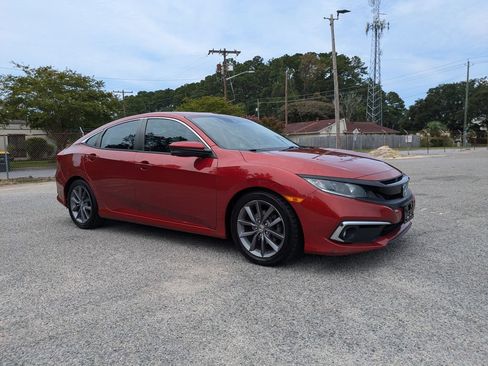 Used 2019 Honda Civic EX image 2