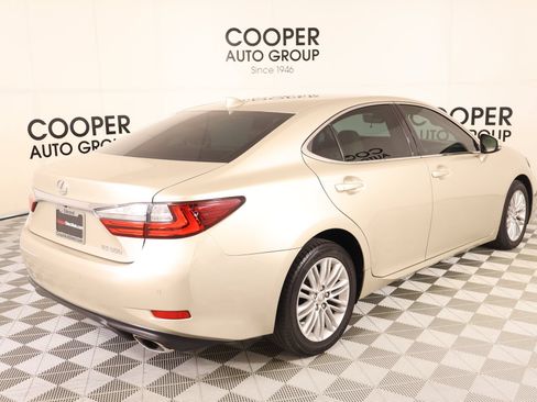 Used 2017 Lexus ES 350 w/ Premium Package FWD image 21