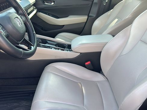 Used 2023 Honda Accord EX-L image 13