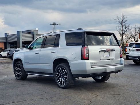 Used 2018 GMC Yukon Denali AWD/4WD image 3