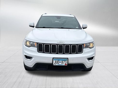 Used 2017 Jeep Grand Cherokee Laredo w/ Quick Order Package 23E AWD/4WD image 2