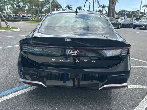 New 2026 Hyundai Sonata SEL FWD image 7