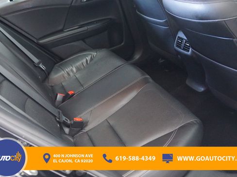 Used 2017 Honda Accord EX-L image 13