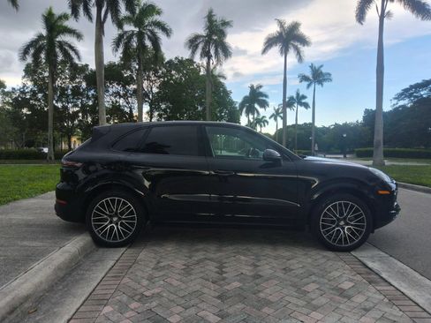 Used 2019 Porsche Cayenne S AWD/4WD image 19