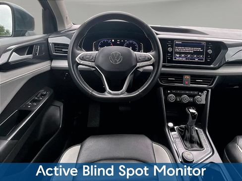 Used 2022 Volkswagen Taos SEL w/ Panoramic Sunroof Package AWD/4WD image 11