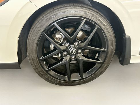 Used 2024 Honda Civic Sport image 11