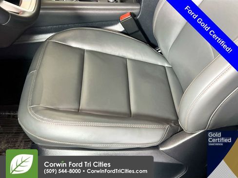 Certified 2025 Ford Explorer Active w/ Active Comfort Package image 25