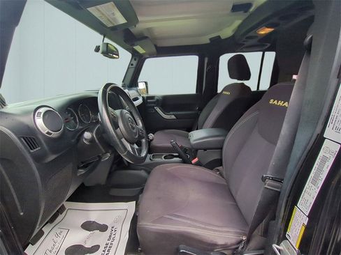 Used 2014 Jeep Wrangler Unlimited Sahara w/ Dual Top Group image 9