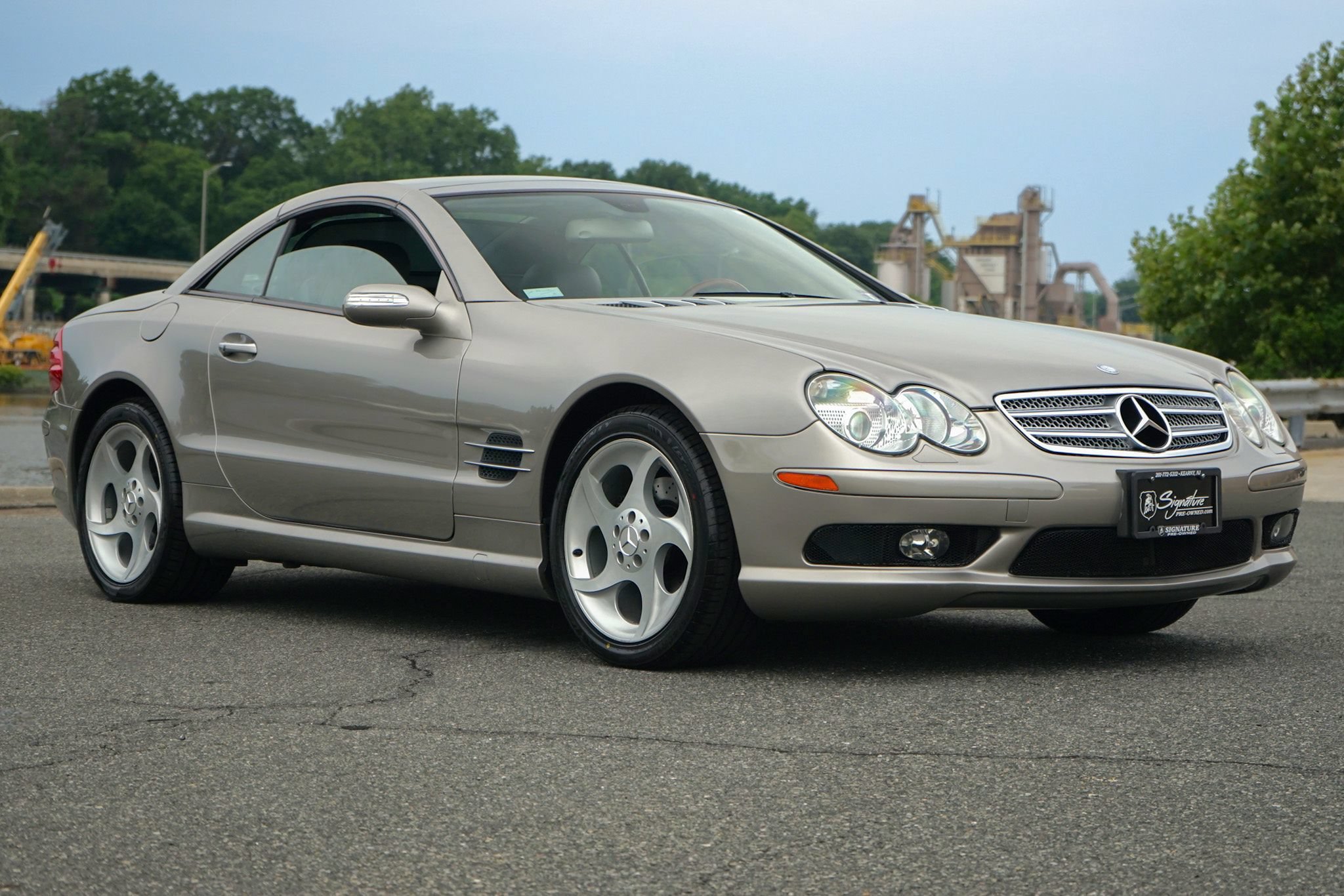 Used 2005 Mercedes-Benz SL 500 image 2