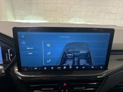 Used 2024 Ford Escape ST-Line w/ Tech Pack #1 image 13