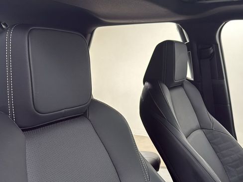 Certified 2025 Toyota 4Runner TRD Off-Road Premium image 19