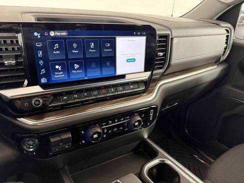 Used 2025 Chevrolet Silverado 1500 LT image 19